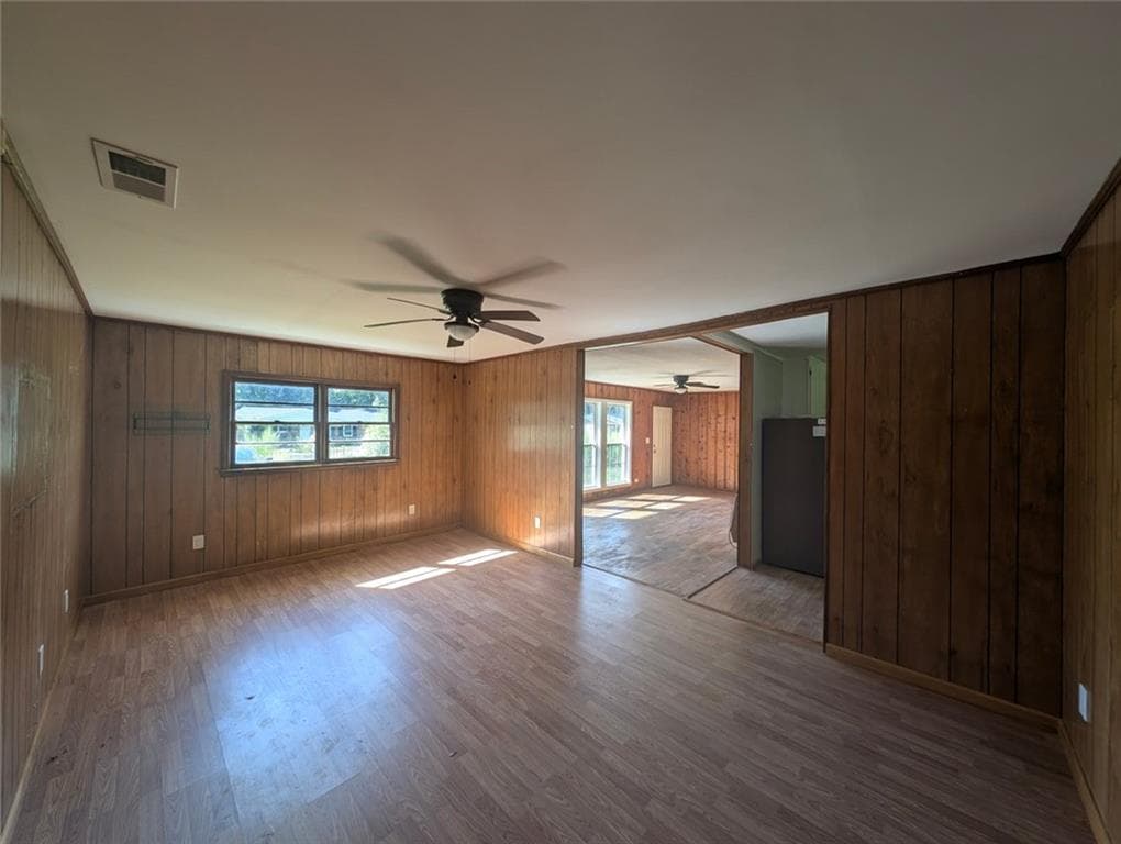 3 bedroom, 2 bathroom, 1,248 sq ft single family residence for sale at 196 N Elizabeth Street, Summerville, GA 30747 — photo 6