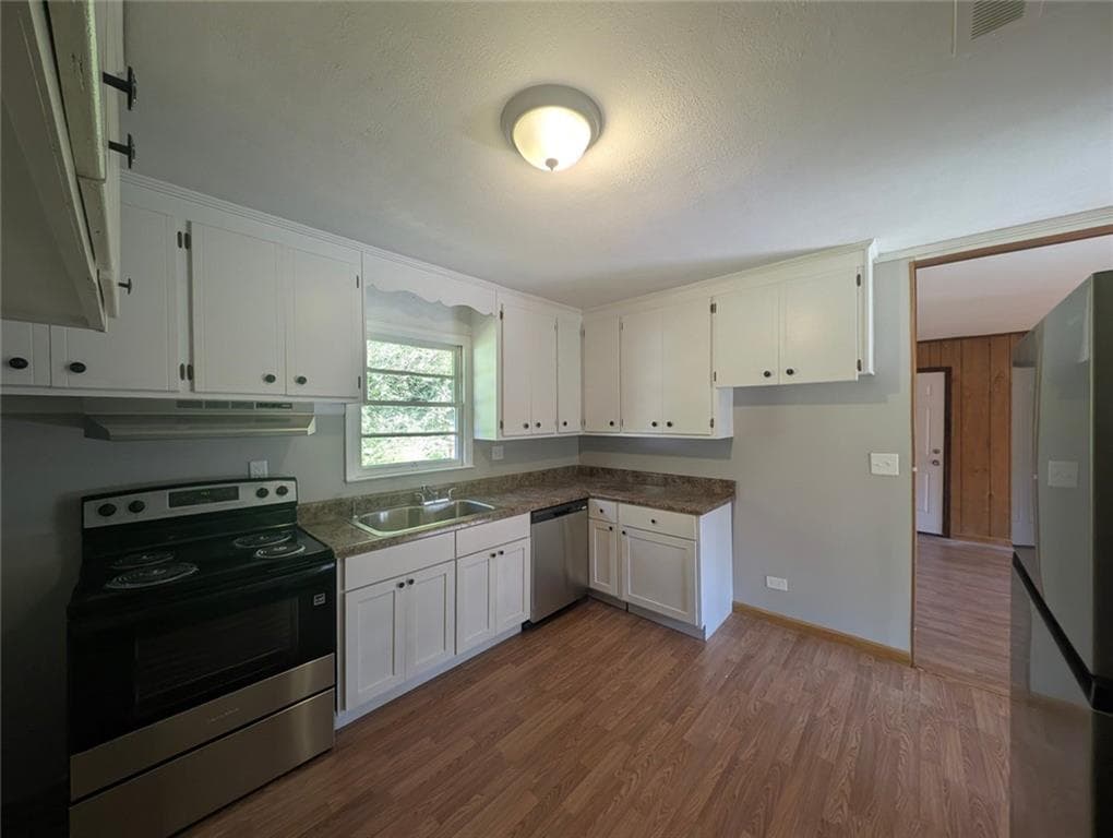 3 bedroom, 2 bathroom, 1,248 sq ft single family residence for sale at 196 N Elizabeth Street, Summerville, GA 30747 — photo 8