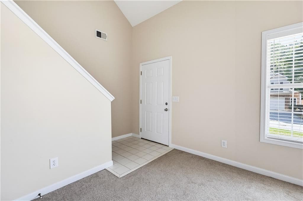 3 bedroom, 3 bathroom, 1,466 sq ft single family residence for rent at 181 Stoneforest Drive, Woodstock, GA 30189 for $2,200 a month — photo 4