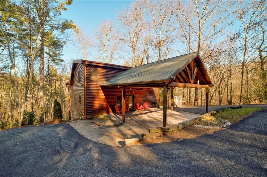 3 bedroom, 4 bathroom, 3,040 sq ft single family residence for sale at 138 Lucius Lane, Cherry Log, GA 30522 — photo 2