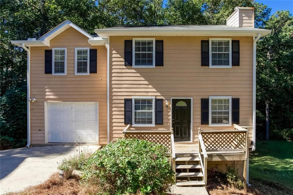 3 bedroom, 2 bathroom, 1,384 sq ft single family residence for sale at 2430 Trenton Drive, Canton, GA 30115