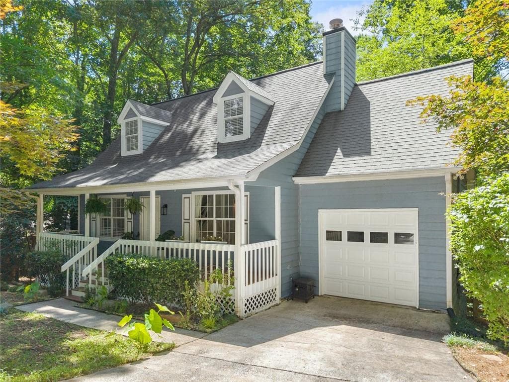 4 bedroom, 3 bathroom, 1,930 sq ft single family residence for sale at 1570 Williams Circle, Cumming, GA 30041 — photo 5