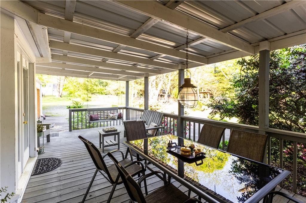 3 bedroom, 2 bathroom, 2,663 sq ft single family residence for sale at 116 E Fulton Street, Newborn, GA 30056 — photo 10