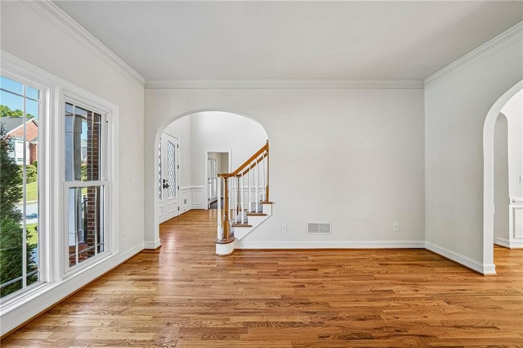 6 bedroom, 5 bathroom, 4,922 sq ft single family residence for sale at 5156 Broadgreen Drive, Peachtree Corners, GA 30092 — photo 7