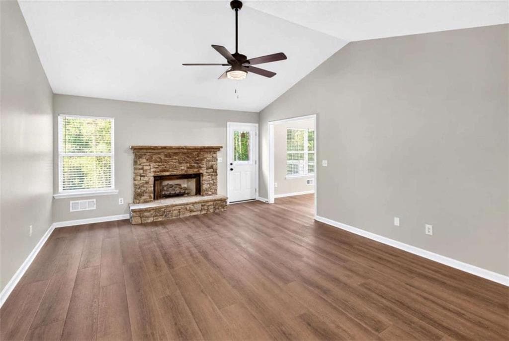 3 bedroom, 2 bathroom, 1,716 sq ft single family residence for sale at 250 Buddy Burt Road, Dawsonville, GA 30534 — photo 2