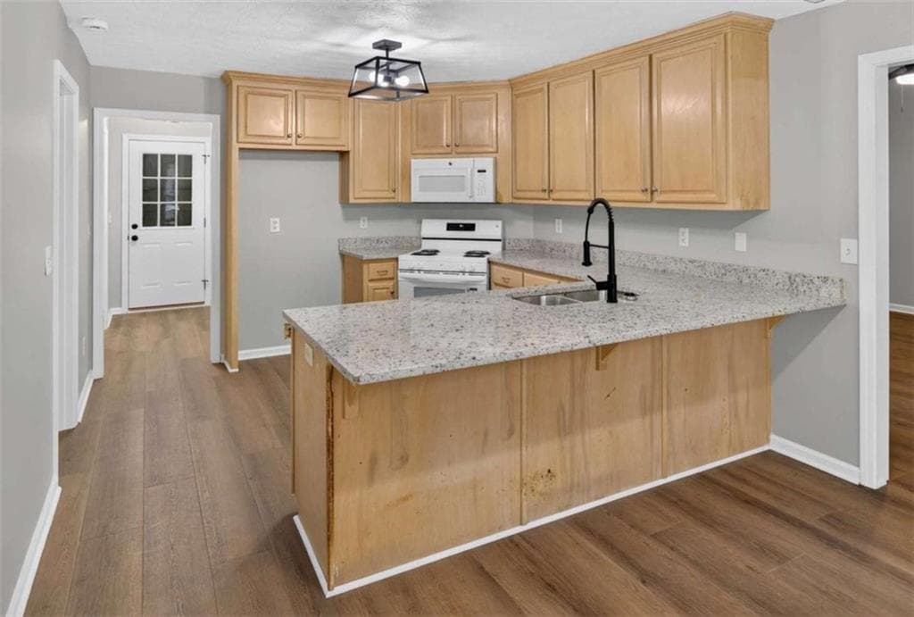 3 bedroom, 2 bathroom, 1,716 sq ft single family residence for sale at 250 Buddy Burt Road, Dawsonville, GA 30534 — photo 7