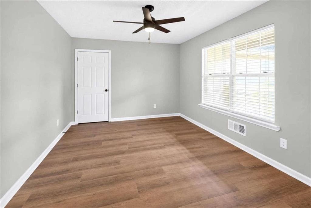 3 bedroom, 2 bathroom, 1,716 sq ft single family residence for sale at 250 Buddy Burt Road, Dawsonville, GA 30534 — photo 10