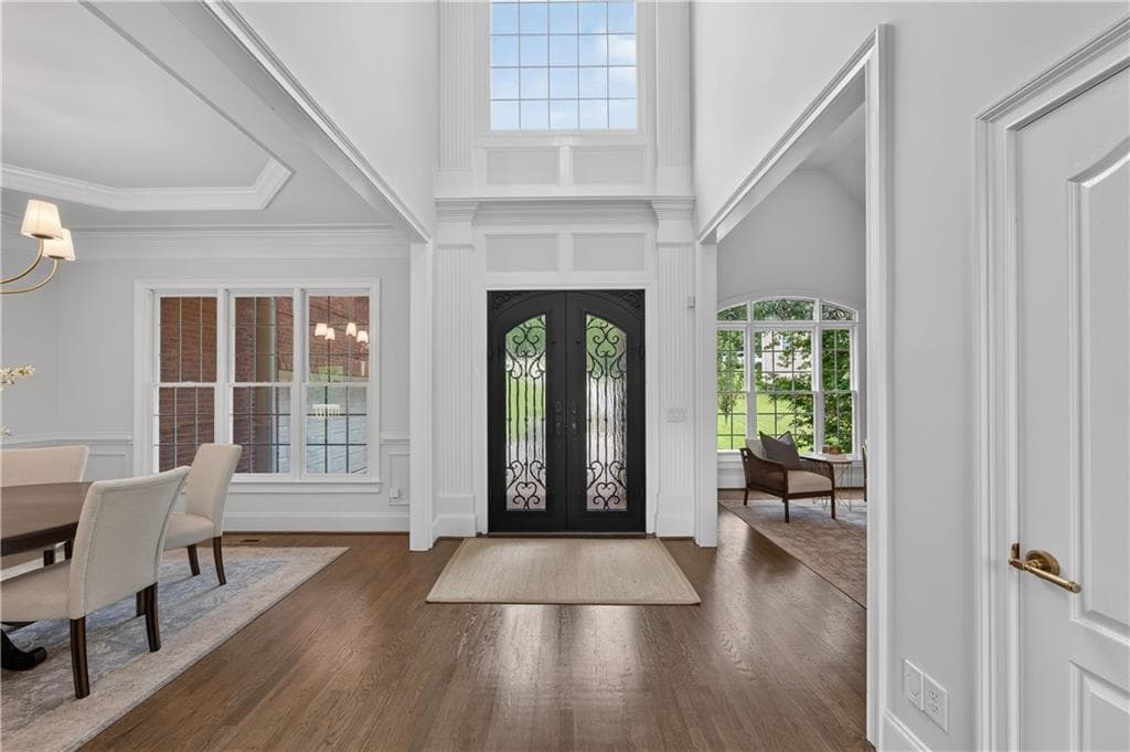 5 bedroom, 5 bathroom, 7,028 sq ft single family residence for sale at 60 Gladwyne Ridge Drive, Milton, GA 30004 — photo 4
