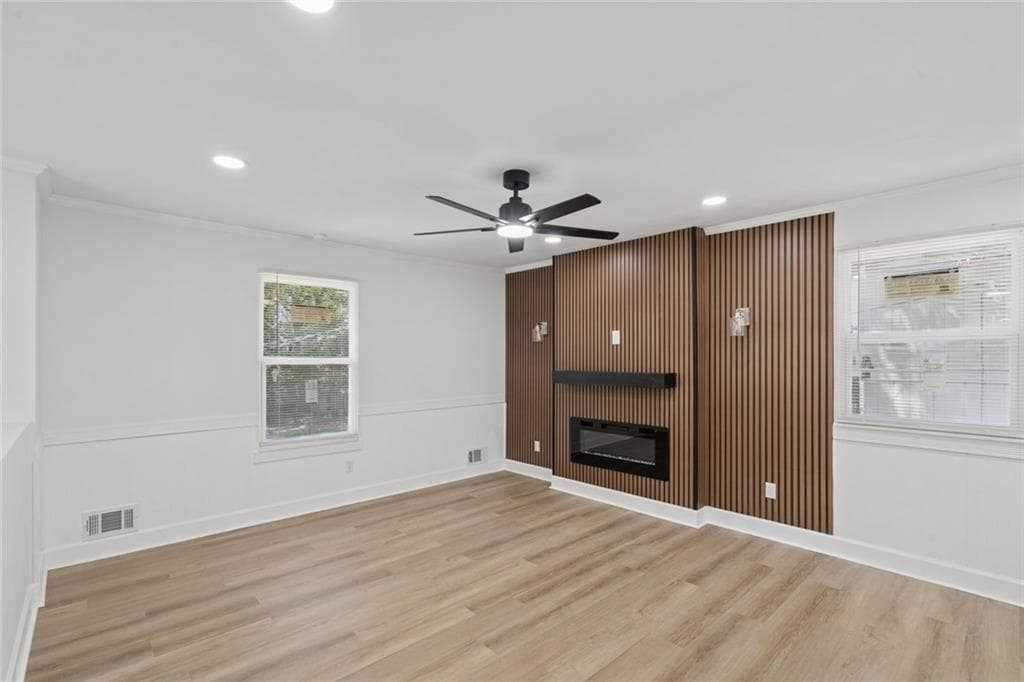 4 bedroom, 2 bathroom, 1,825 sq ft single family residence for sale at 593 Country Lane Drive, Jonesboro, GA 30238 — photo 2