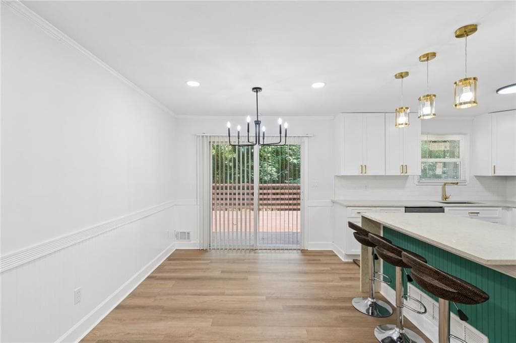 4 bedroom, 2 bathroom, 1,825 sq ft single family residence for sale at 593 Country Lane Drive, Jonesboro, GA 30238 — photo 5