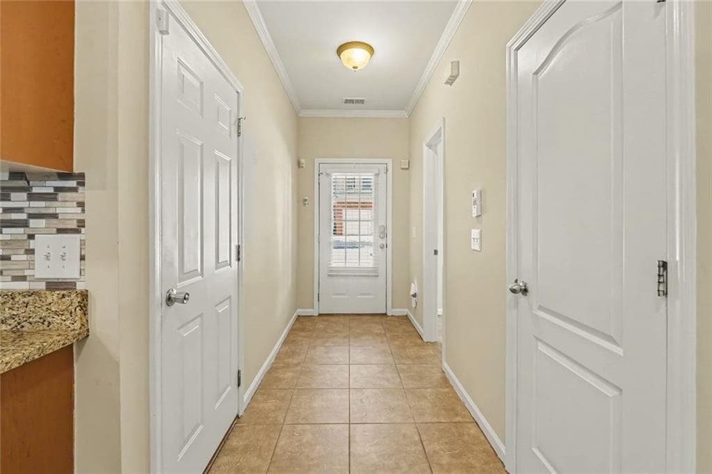 3 bedroom, 3 bathroom, 1,656 sq ft townhouse for sale at 111 Red Barn Lane, Acworth, GA 30102 — photo 7