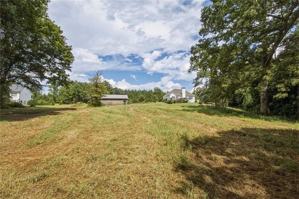 4 bedroom, 4 bathroom, 3,381 sq ft single family residence for sale at 5147 Stout Parkway, Powder Springs, GA 30127 — photo 6