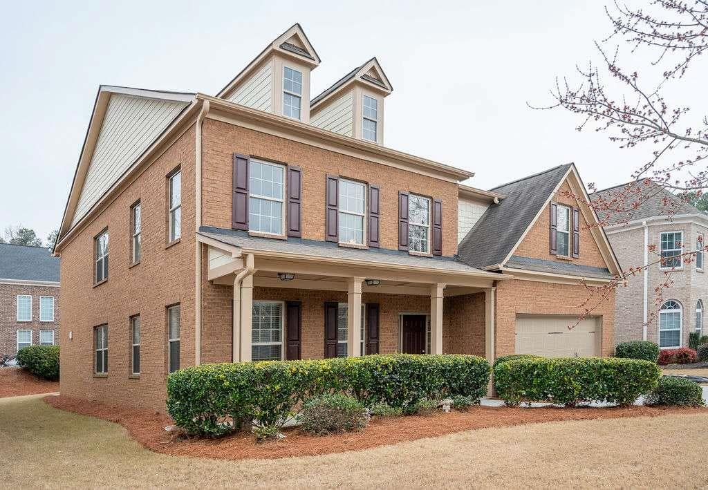 5 bedroom, 3 bathroom single family residence for rent at 3325 Earhart Way, Buford, GA 30519 for $3,000 a month — photo 3