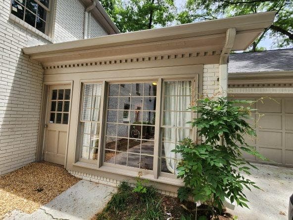 1 bedroom, 1 bathroom condominium for rent at 943 Barton Woods Road, Atlanta, GA 30307 for $995 a month — photo 1 of 12