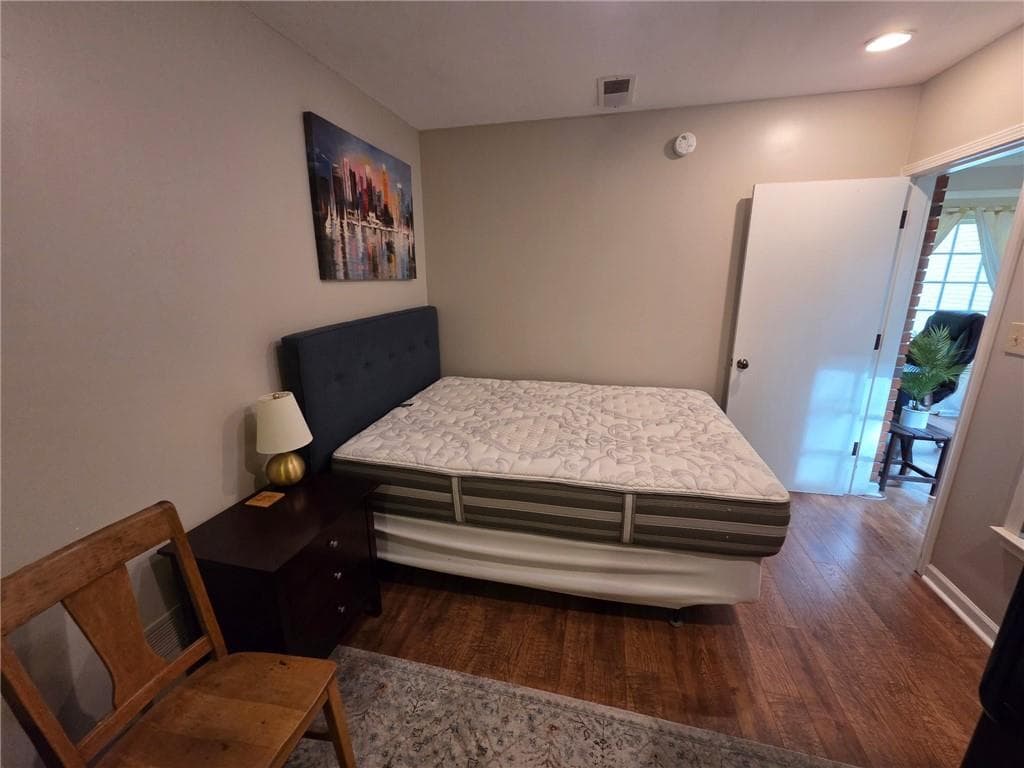 1 bedroom, 1 bathroom condominium for rent at 943 Barton Woods Road, Atlanta, GA 30307 for $995 a month — photo 5