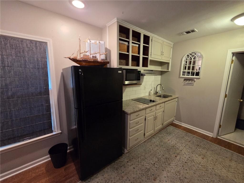 1 bedroom, 1 bathroom condominium for rent at 943 Barton Woods Road, Atlanta, GA 30307 for $995 a month — photo 7