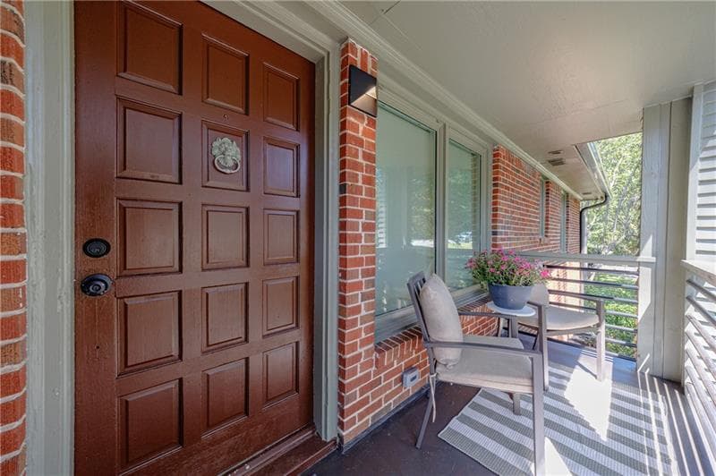 3 bedroom, 3 bathroom, 2,150 sq ft single family residence for sale at 3542 N Druid Hills Road, Decatur, GA 30033 — photo 5