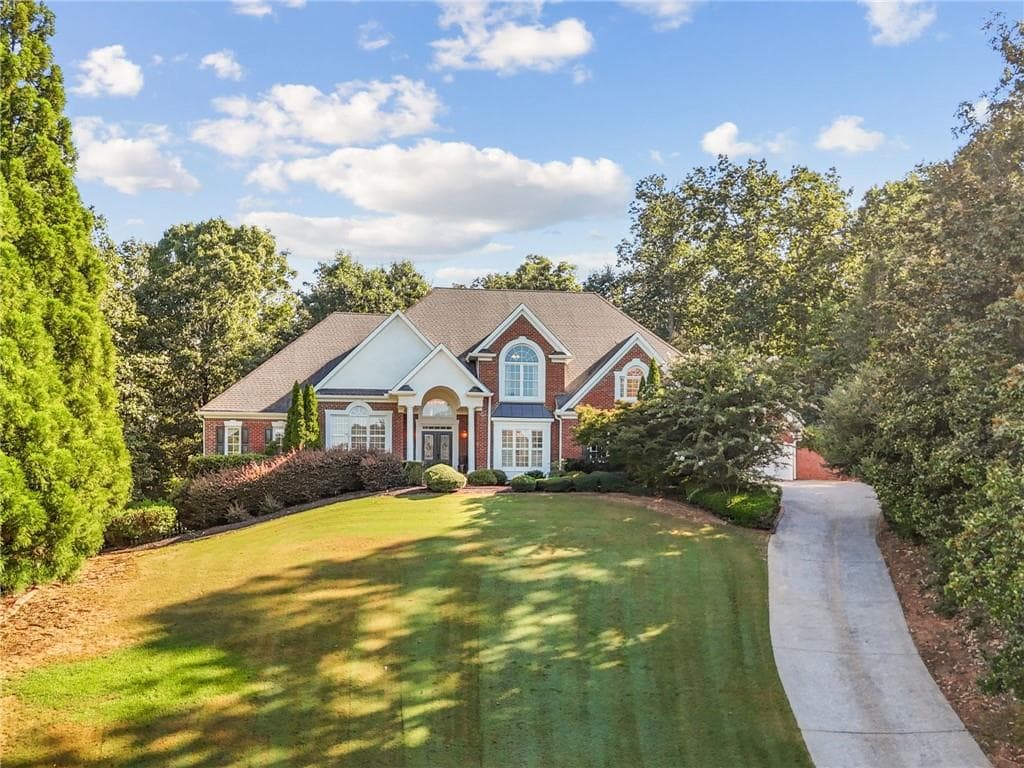 6 bedroom, 5 bathroom, 5,257 sq ft single family residence for sale at 402 Mountain Point, Canton, GA 30115