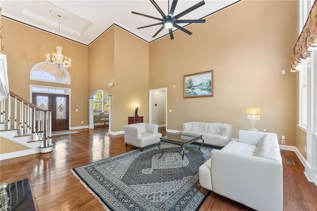 6 bedroom, 5 bathroom, 5,257 sq ft single family residence for sale at 402 Mountain Point, Canton, GA 30115 — photo 10