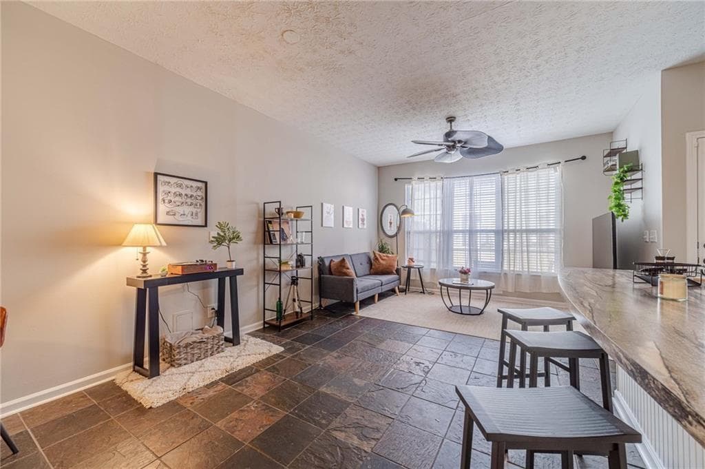 2 bedroom, 3 bathroom, 1,506 sq ft townhouse under contract at 6436 Portside Way, Flowery Branch, GA 30542 — photo 9