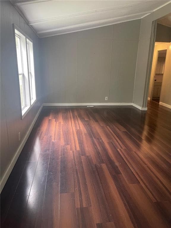 3 bedroom, 2 bathroom, 1,200 sq ft single family residence for rent at 1650 Mountain Valley Circle, Cumming, GA 30040 for $2,000 a month — photo 6