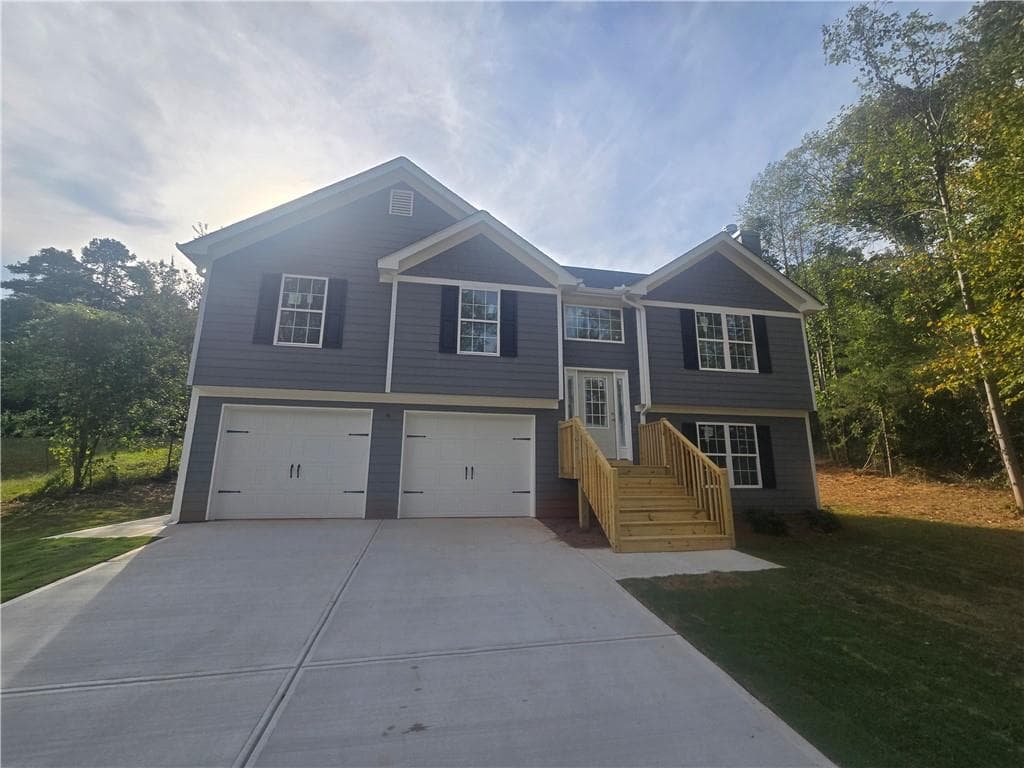 3 bedroom, 2 bathroom, 1,805 sq ft single family residence for sale at 3111 Westchester Drive, Gainesville, GA 30507