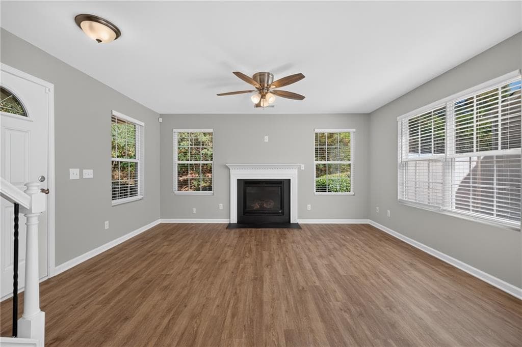 3 bedroom, 3 bathroom, 1,231 sq ft single family residence for sale at 308 Hiawassee Drive, Woodstock, GA 30188 — photo 6