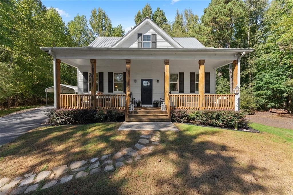3 bedroom, 3 bathroom, 2,400 sq ft single family residence for sale at 5256 Cantrell Circle, Cumming, GA 30041 — photo 6