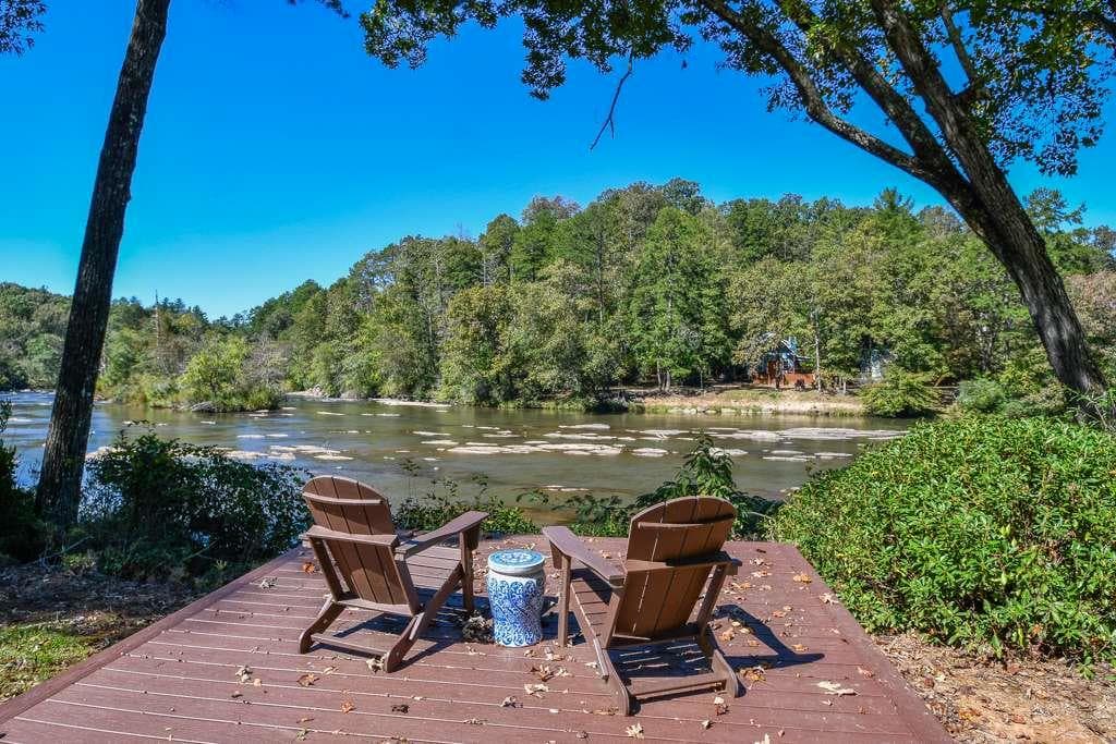 4 bedroom, 3 bathroom, 3,269 sq ft single family residence for sale at 1207 Old River Road, Cornelia, GA 30531 — photo 7