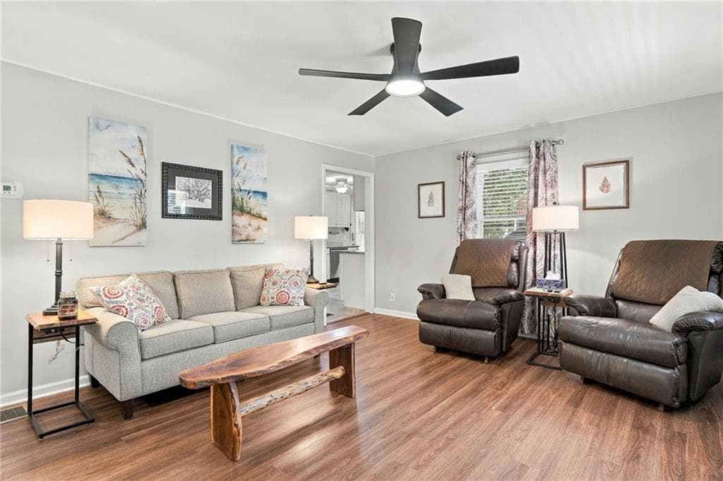 3 bedroom, 2 bathroom, 1,189 sq ft single family residence for sale at 43 Bell Avenue, Jasper, GA 30143 — photo 5