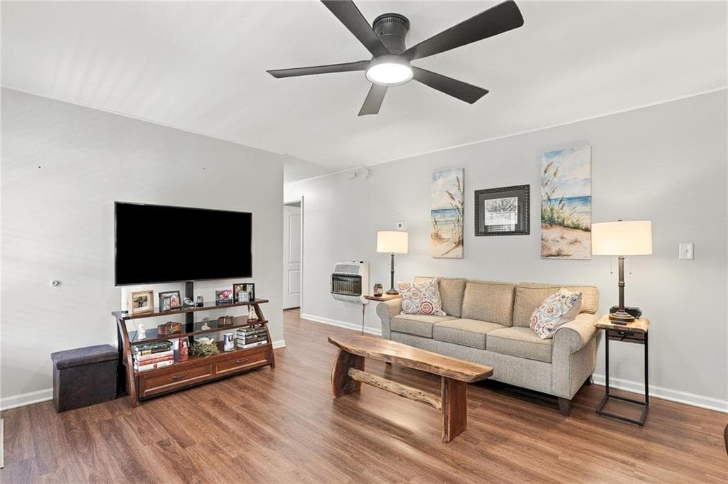 3 bedroom, 2 bathroom, 1,189 sq ft single family residence for sale at 43 Bell Avenue, Jasper, GA 30143 — photo 6
