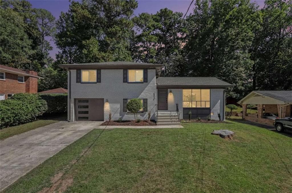 3 bedroom, 2 bathroom, 2,122 sq ft single family residence for sale at 3018 Thrasher Circle, Decatur, GA 30032 — photo 1 of 30