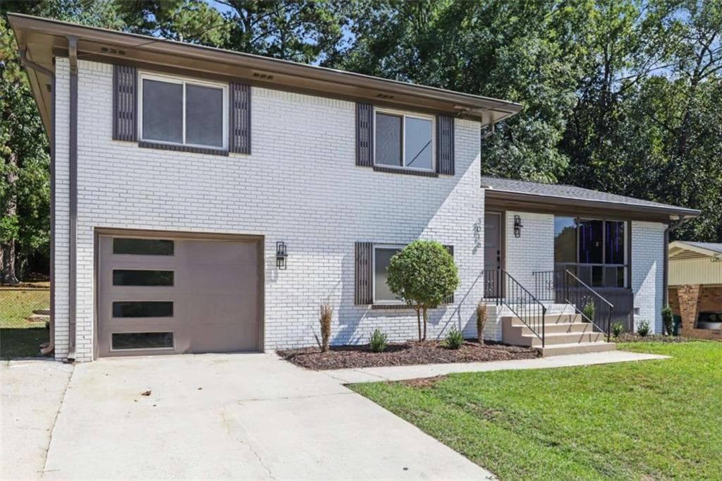 3 bedroom, 2 bathroom, 2,122 sq ft single family residence for sale at 3018 Thrasher Circle, Decatur, GA 30032 — photo 4