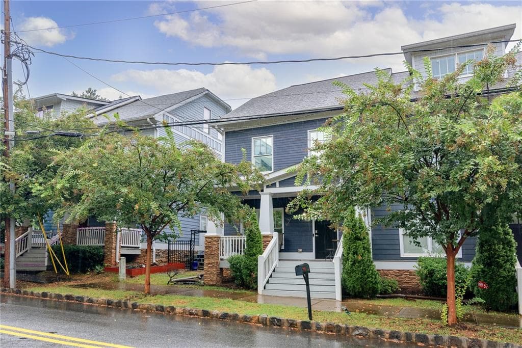 3 bedroom, 3 bathroom, 1,556 sq ft townhouse for rent at 623 Chestnut Street, Hapeville, GA 30354 for $2,400 a month — photo 2