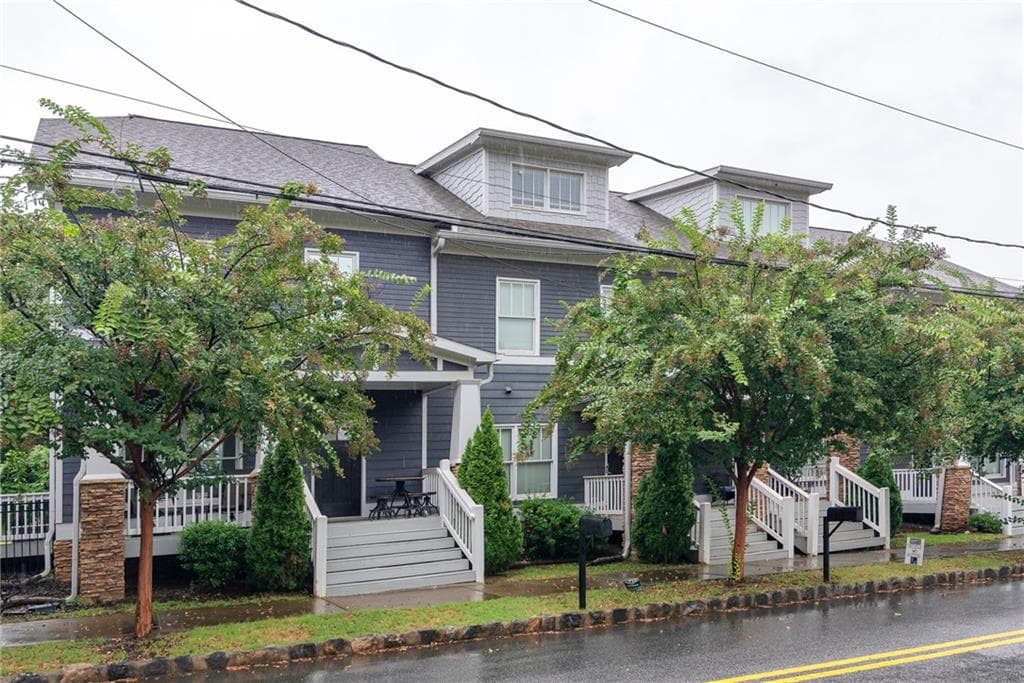 3 bedroom, 3 bathroom, 1,556 sq ft townhouse for rent at 623 Chestnut Street, Hapeville, GA 30354 for $2,400 a month — photo 3