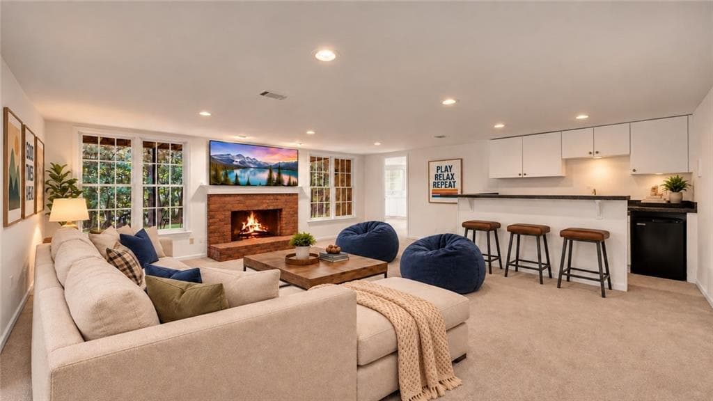 6 bedroom, 6 bathroom, 3,341 sq ft single family residence for sale at 1070 Abingdon Lane, Johns Creek, GA 30022 — photo 10