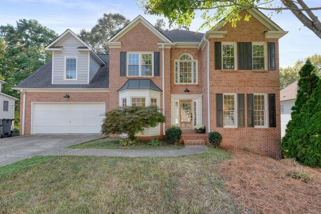 4 bedroom, 3 bathroom, 2,325 sq ft single family residence for sale at 3009 Fieldstream Way, Woodstock, GA 30189 — photo 2