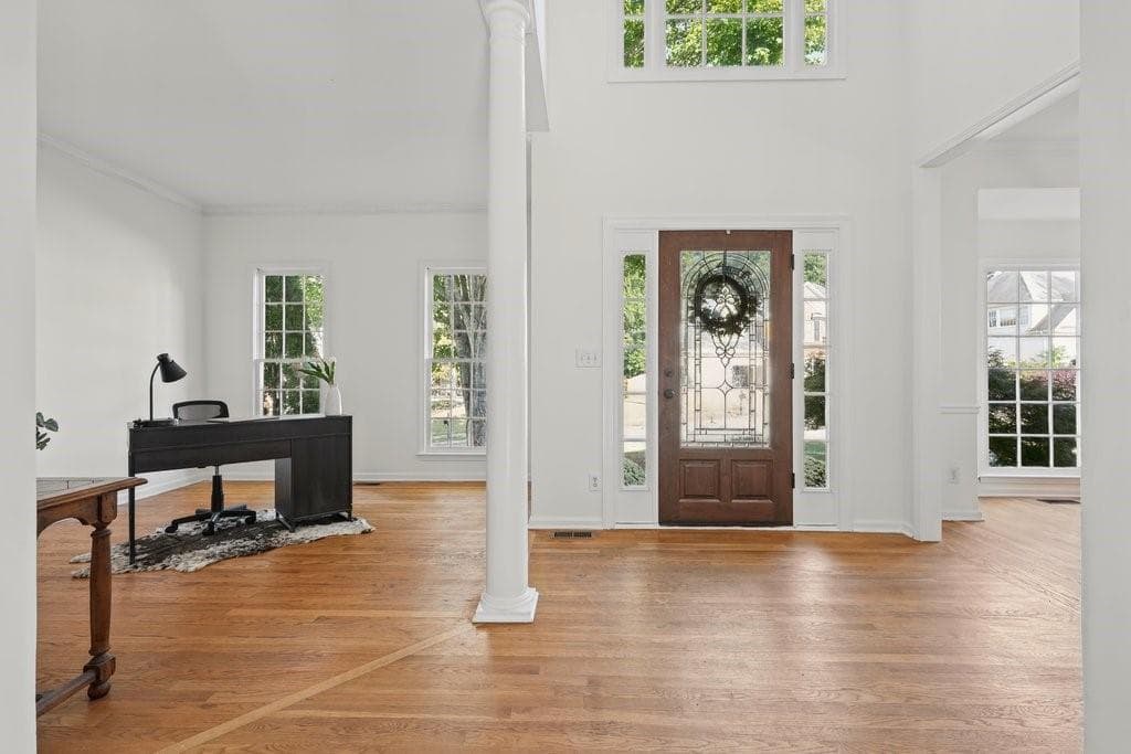 4 bedroom, 3 bathroom, 2,325 sq ft single family residence for sale at 3009 Fieldstream Way, Woodstock, GA 30189 — photo 4