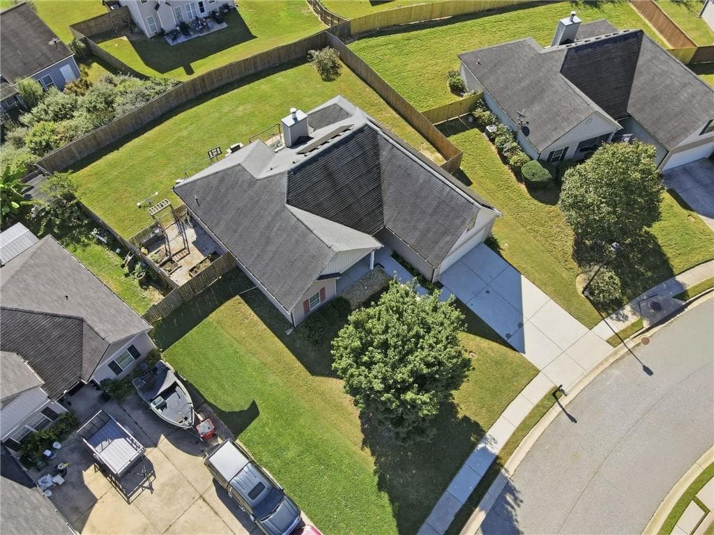 3 bedroom, 3 bathroom, 2,078 sq ft single family residence for sale at 271 Stillwood Drive, Winder, GA 30680 — photo 5