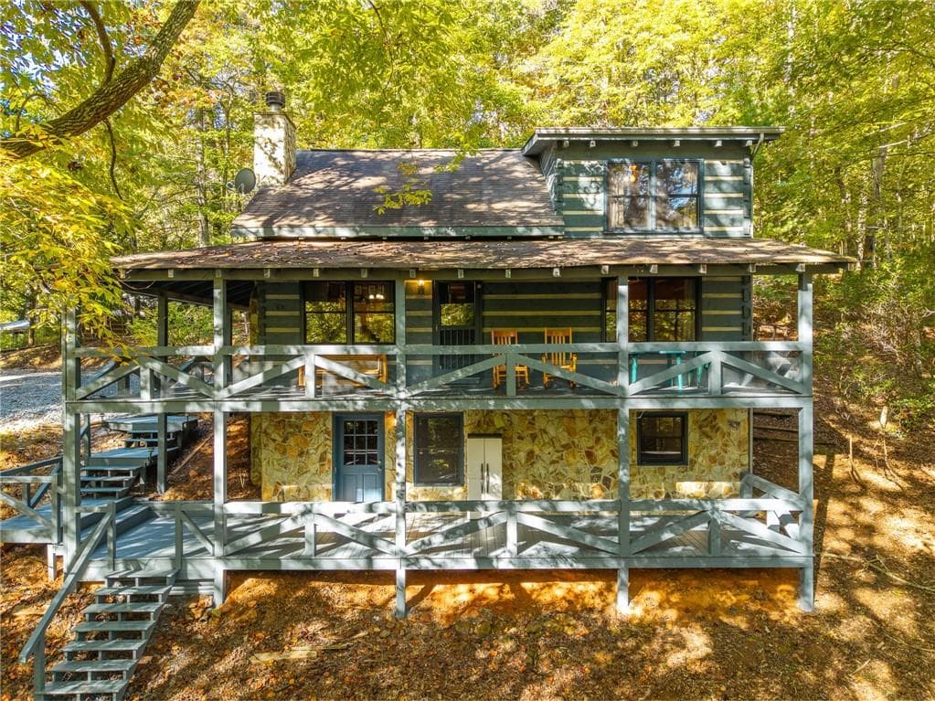 2 bedroom, 2 bathroom, 1,872 sq ft single family residence for sale at 326 Honeysuckle Way, Blue Ridge, GA 30513