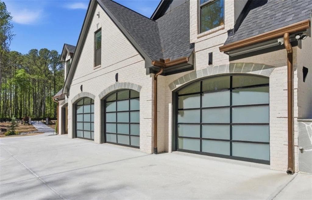 6 bedroom, 5 bathroom, 7,125 sq ft single family residence for sale at 1315 Sandy Creek Road, Tyrone, GA 30290 — photo 10