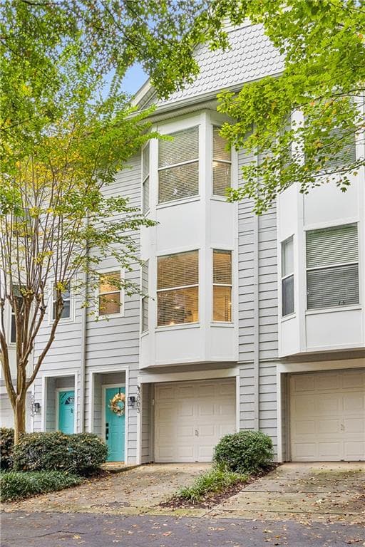 3 bedroom, 3 bathroom, 1,792 sq ft townhouse for rent at 951 Glenwood Avenue 2003, Atlanta, GA 30316 for $3,000 a month — photo 1 of 73