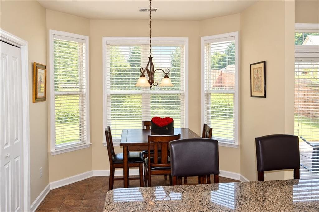 4 bedroom, 3 bathroom, 2,585 sq ft single family residence for sale at 12 Cherokee Rose Run, Dallas, GA 30157 — photo 7