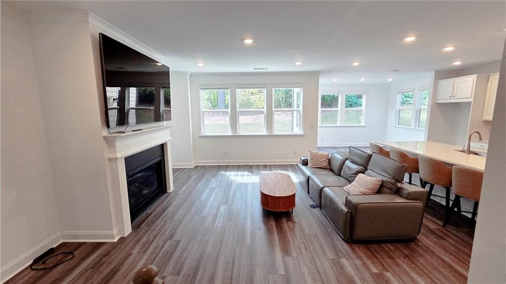 5 bedroom, 5 bathroom, 3,591 sq ft single family residence for rent at 3982 Alderstone Drive, Flowery Branch, GA 30542 for $2,950 a month — photo 4