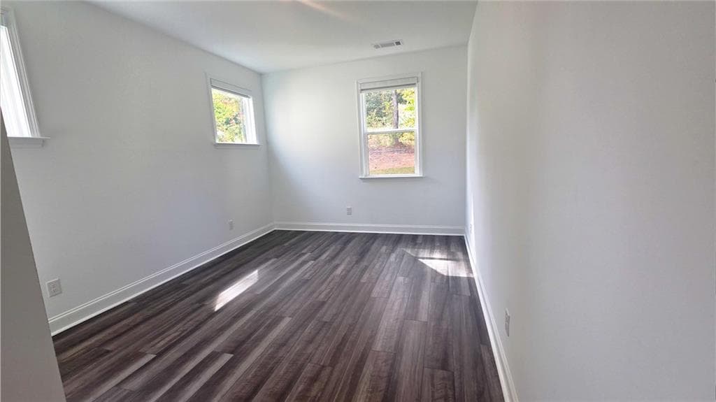 5 bedroom, 5 bathroom, 3,591 sq ft single family residence for rent at 3982 Alderstone Drive, Flowery Branch, GA 30542 for $2,950 a month — photo 7