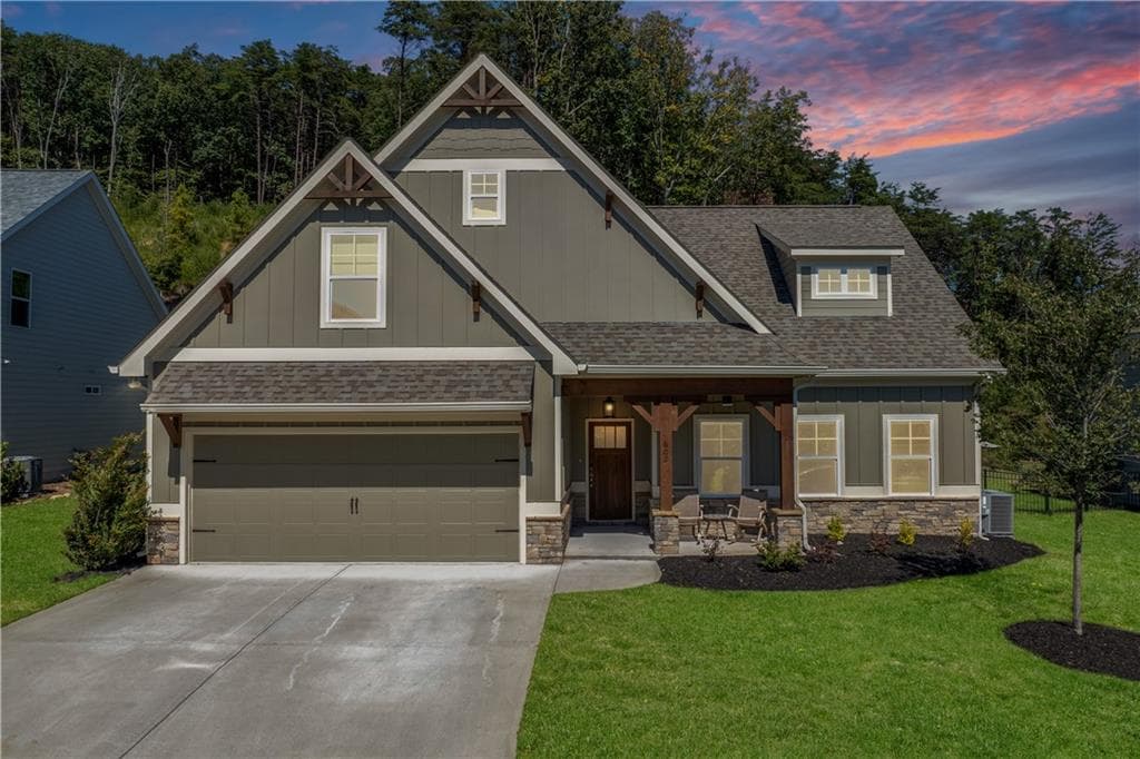 4 bedroom, 3 bathroom, 2,177 sq ft single family residence for sale at 602 Spring Water, Waleska, GA 30183