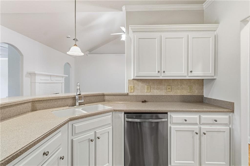 3 bedroom, 3 bathroom, 4,000 sq ft single family residence for sale at 807 Caleb Drive, Winder, GA 30680 — photo 7