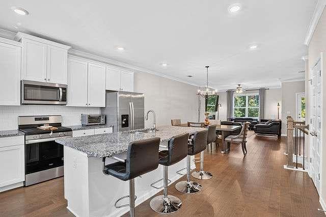 4 bedroom, 4 bathroom, 2,400 sq ft townhouse for sale at 3025 Westpoint Circle, Snellville, GA 30078 — photo 5