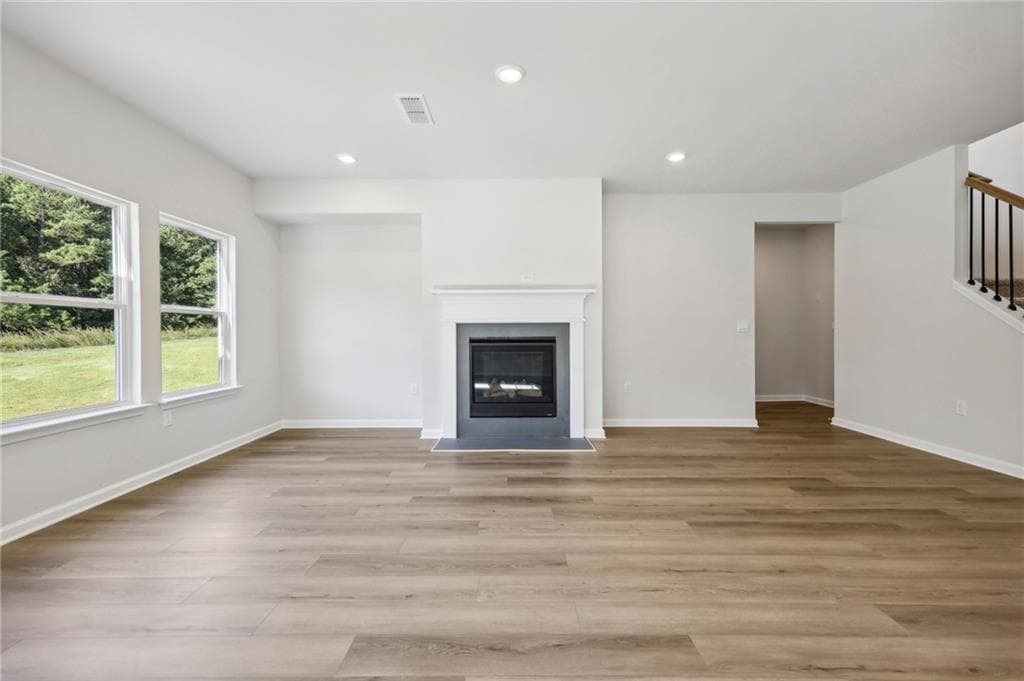 5 bedroom, 3 bathroom, 2,989 sq ft single family residence for sale at 1648 High Falls Lane, Grayson, GA 30017 — photo 3