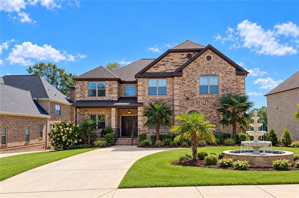 5 bedroom, 5 bathroom, 4,979 sq ft home for sale at 913 Fire Thorn Drive, Hampton, GA